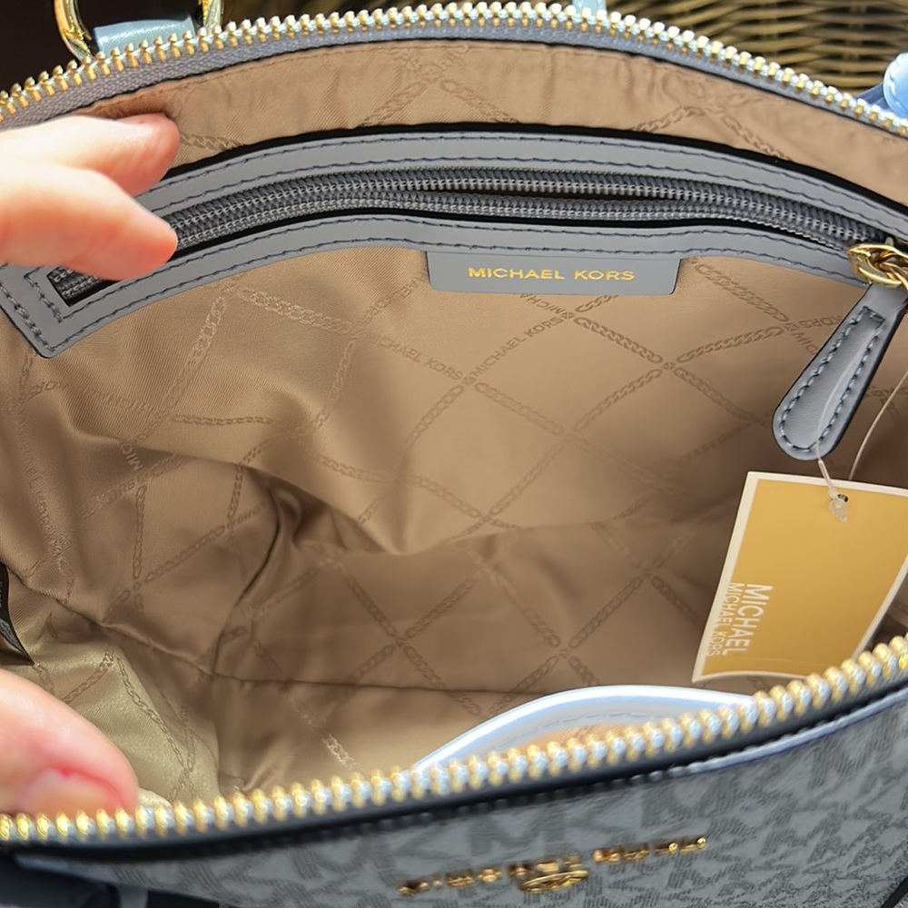 NWT Michael Kors purse short & long strap.. - Picture 9 of 12